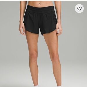 Lululemon low rise tracker lined short